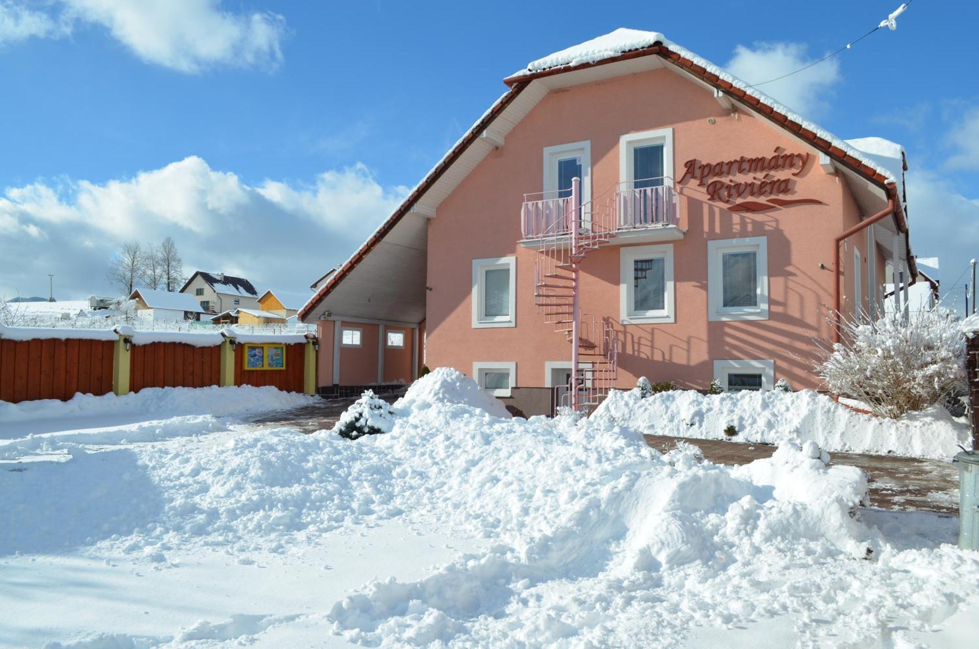 Apartmany Riviera A Chalupa Riviera Liptov, Bešeňová Zewnętrze zdjęcie